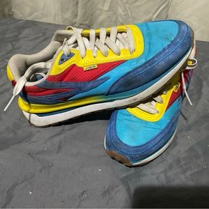 Fila shoes!! Size 10